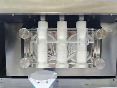 Ice-cream-dispensing-head