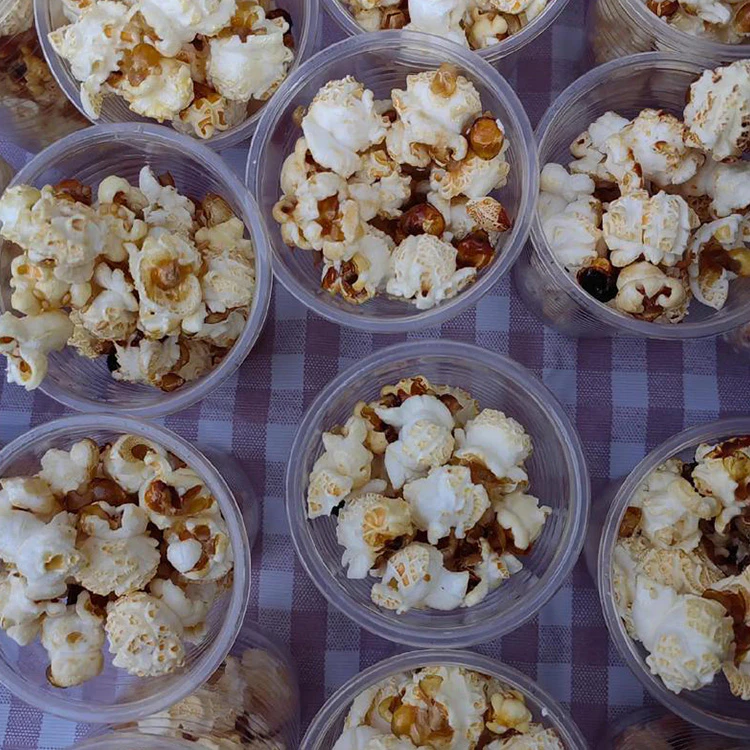 nick and jess popcorn machine